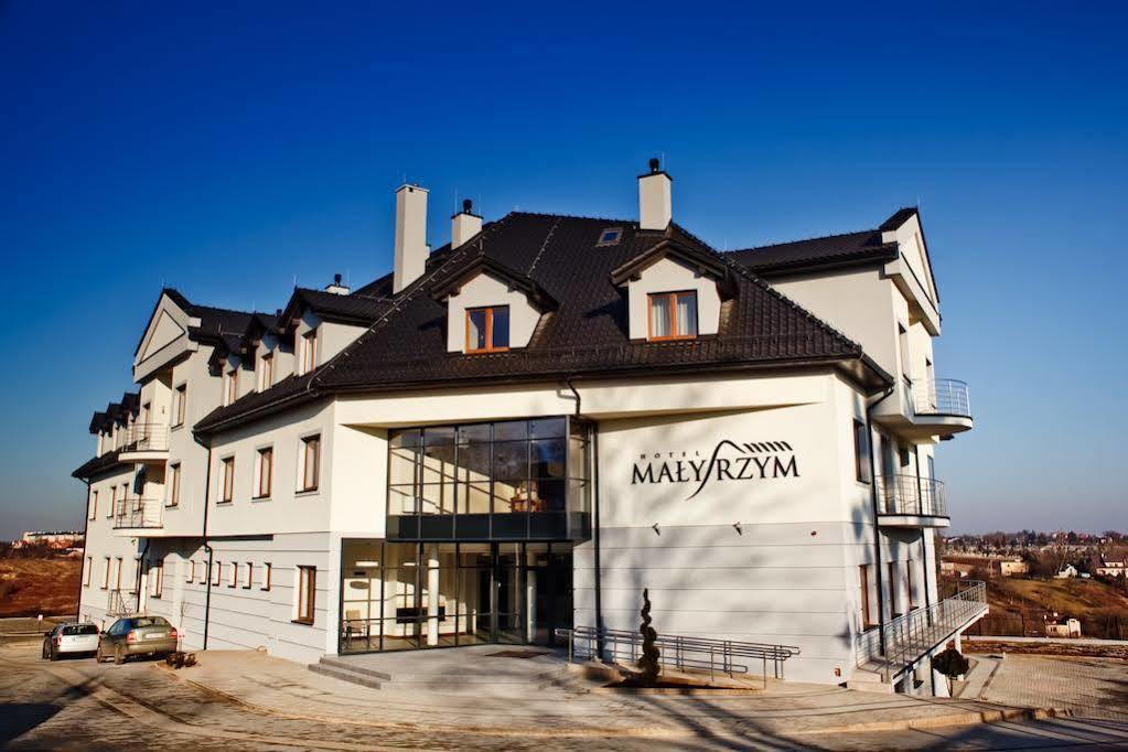 Maly Rzym Hotel Сандомир Екстериор снимка